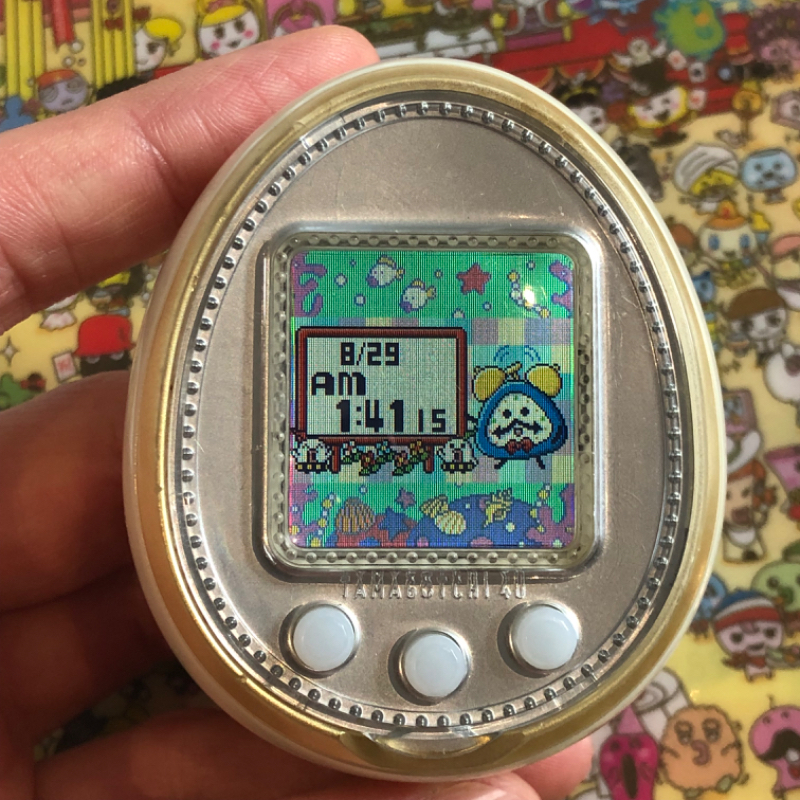 Tamagotchi 4U white | Tamagotchi Center Shop